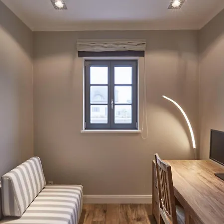 Hébergement de vacances Reetland Am - Luxus Reetdachvilla Mit 3 Schlafzimmern, Sauna Und Kamin E17 *