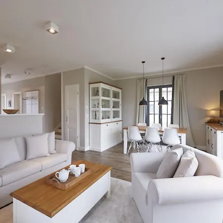 Reetland Am - Luxus Reetdachvilla Mit 3 Schlafzimmern, Sauna Und Kamin E17 *