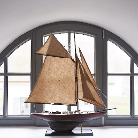 Casa vacanze Reetland Am - Luxus Reetdachvilla Mit 3 Schlafzimmern, Sauna Und Kamin E17 Dranske